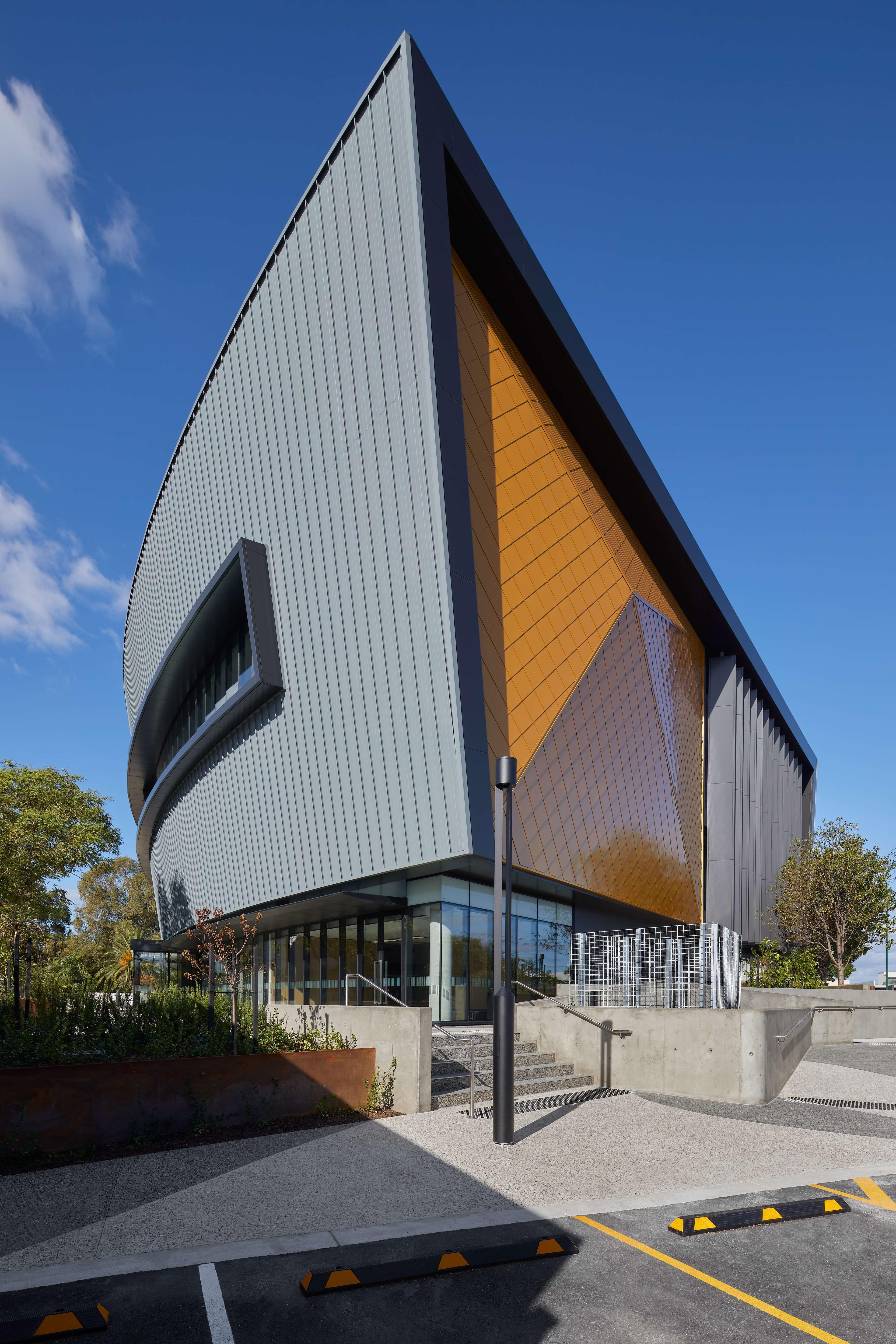 Shingle façade project