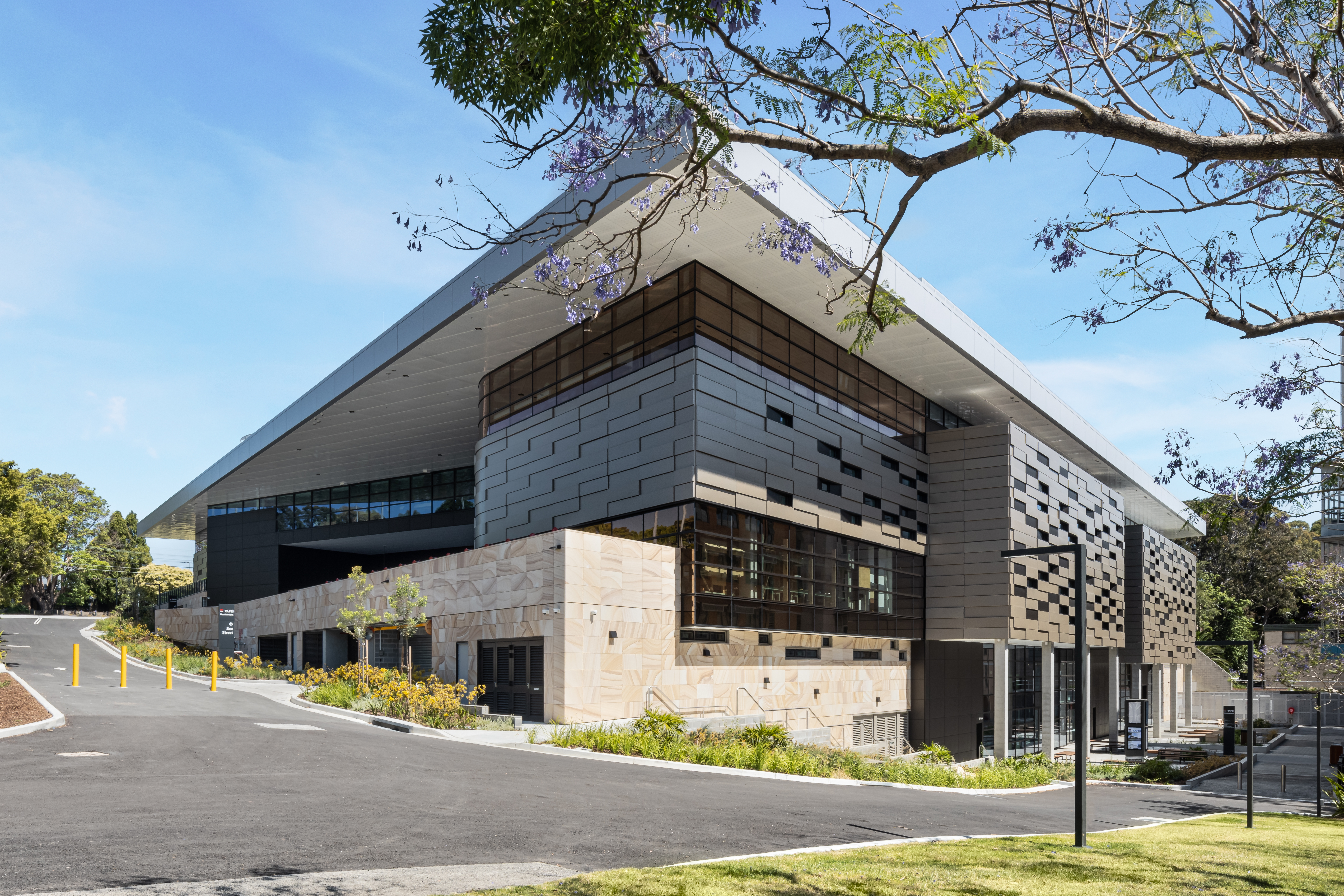 Dri-Design façade project